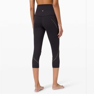 Lululemon Align Crop 21” High Rise Black Gold Stitch Nulu Leggings Size 4